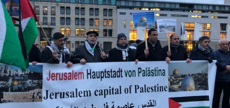 اعتصام تضامني مع القدس والأسيرات في برلين الألمانية